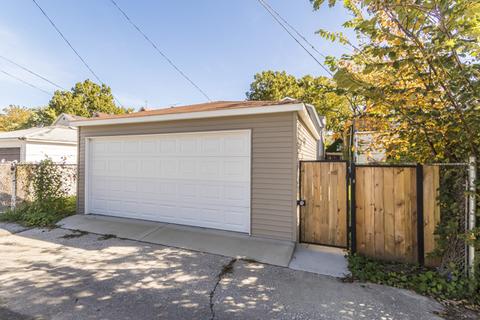 7640 S Eberhart Ave, Chicago, IL 60619 photo 24