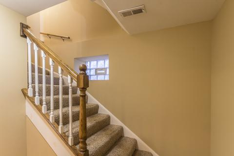 7640 S Eberhart Ave, Chicago, IL 60619 photo 18