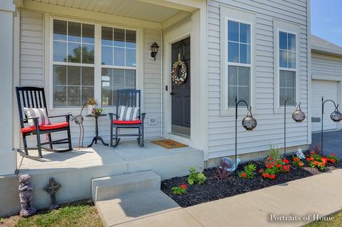 931 Daniel St, Plano, IL 60545 photo 2