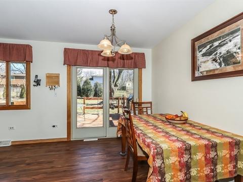 1237 Countryside Dr, Elgin, IL 60123 photo 9