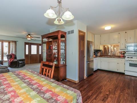 1237 Countryside Dr, Elgin, IL 60123 photo 10