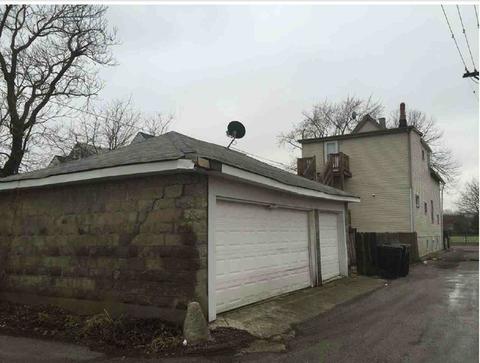 1945 N Hamlin Ave, Chicago, IL 60647 photo 3
