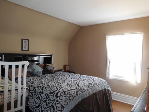 463 Cleveland Ave, Elgin, IL 60120 photo 21