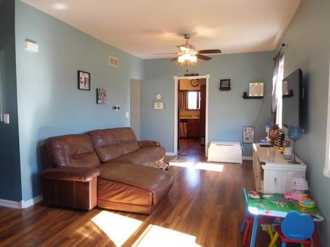 463 Cleveland Ave, Elgin, IL 60120 photo 6