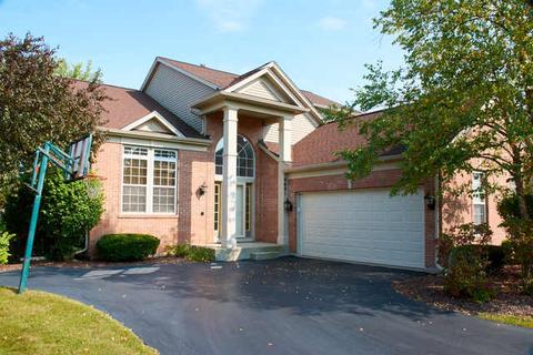 4601 Whitehall Ct, Algonquin, IL 60102 photo 1