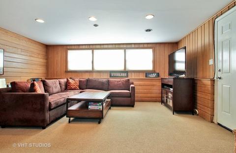 425 Brook Ln, Glenview, IL 60025 photo 11