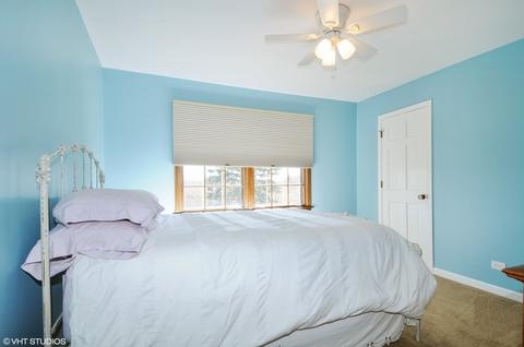966 Dorset Dr, Wheaton, IL 60189 photo 15