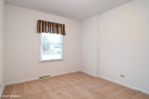 6603 Wander Way, Cary, IL 60013 photo 11