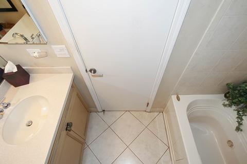1415 Chartres Dr #E1, Northbrook, IL 60062 photo 19