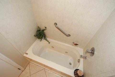 1415 Chartres Dr #E1, Northbrook, IL 60062 photo 20