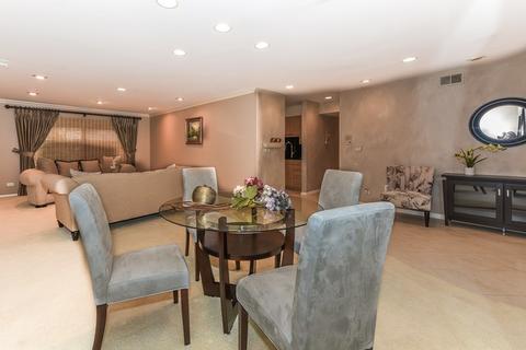 1415 Chartres Dr #E1, Northbrook, IL 60062 photo 4