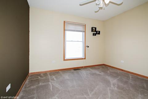 811 Apple Valley Rd, Harvard, IL 60033 photo 8