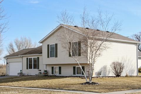 811 Apple Valley Rd, Harvard, IL 60033 photo 1