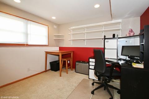 811 Apple Valley Rd, Harvard, IL 60033 photo 10