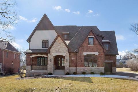 1851 Beechnut Rd, Northbrook, IL 60062 photo 2