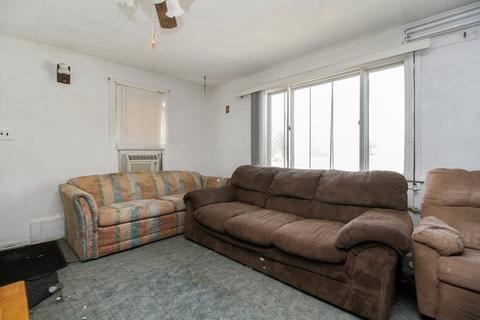 3626 Blackstone Ave, Markham, IL 60428 photo 2