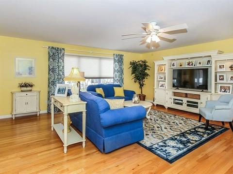 2128 Clearwater Way, Elgin, IL 60123 photo 5