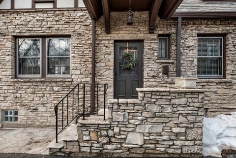 1249 Cherry St, Winnetka, IL 60093 photo 2