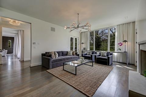 205 E 3rd St, Hinsdale, IL 60521 photo 2