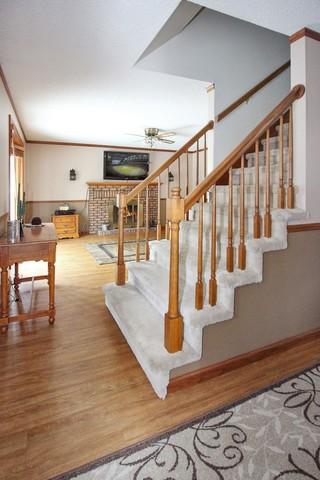 7417 E Maize Rd, Ridott, IL 61067 photo 4