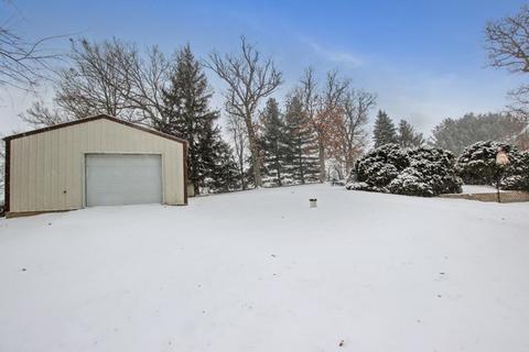 7417 E Maize Rd, Ridott, IL 61067 photo 5