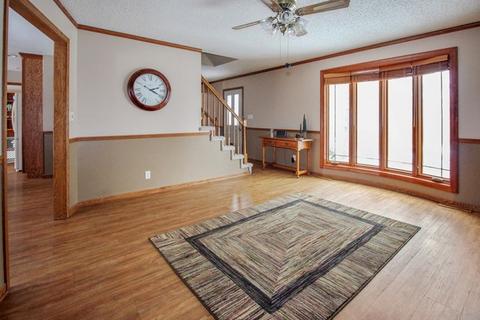 7417 E Maize Rd, Ridott, IL 61067 photo 8