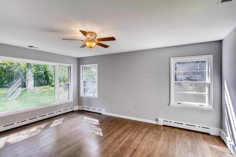 38 W233 Deerpath Rd, Batavia, IL 60510 photo 14