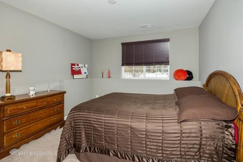 300 Devoe Dr, Oswego, IL 60543 photo 11