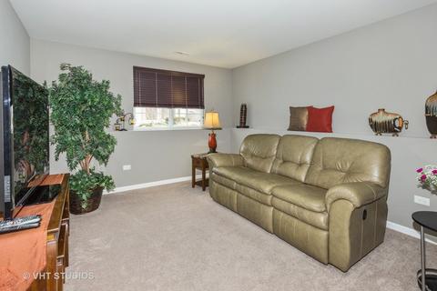 300 Devoe Dr, Oswego, IL 60543 photo 13