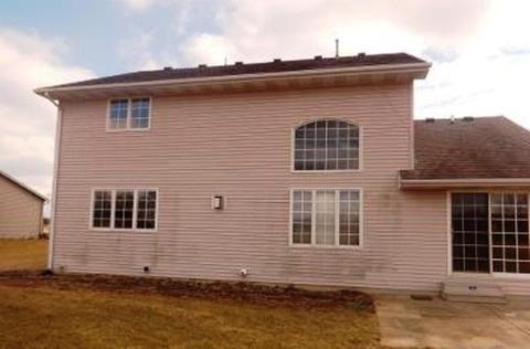 110 Marsh Hawk Dr, Le Roy, IL 61752 photo 3