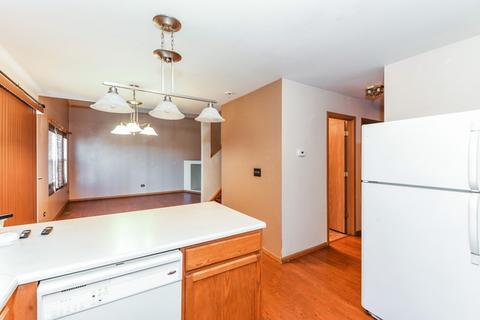 5903 Lake Pointe Dr, Plainfield, IL 60586 photo 6