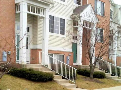 7511 Savoy Ln #C, Bridgeview, IL 60455 photo 1