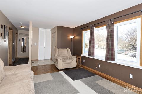 4803 David St, Mchenry, IL 60051 photo 5