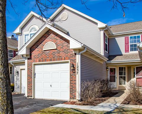 1237 Hathaway Cir, Elgin, IL 60120 photo 1