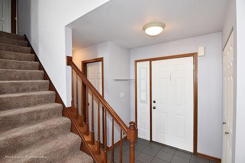 1169 Longford Rd, Bartlett, IL 60103 photo 3