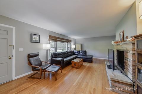 426 W Elm St, Wheaton, IL 60189 photo 4