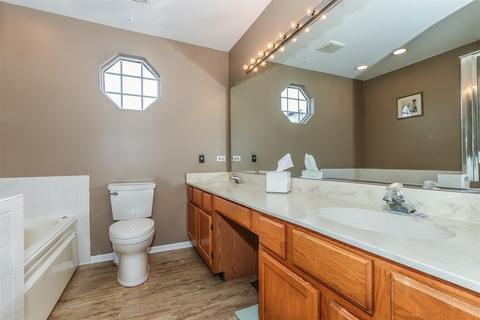 980 Georgian Pl, Bartlett, IL 60103 photo 18