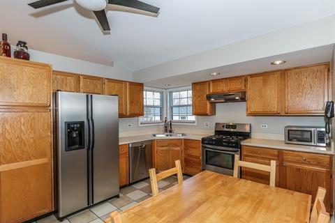 980 Georgian Pl, Bartlett, IL 60103 photo 12