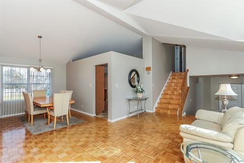 980 Georgian Pl, Bartlett, IL 60103 photo 2