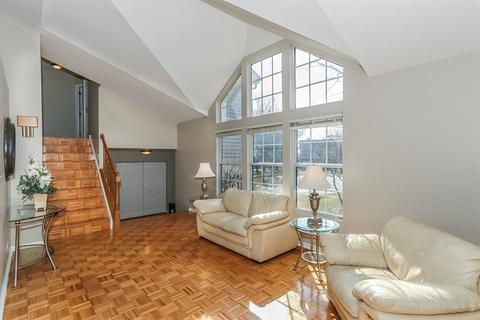 980 Georgian Pl, Bartlett, IL 60103 photo 3
