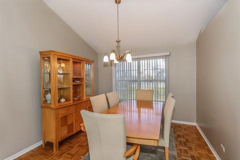 980 Georgian Pl, Bartlett, IL 60103 photo 10