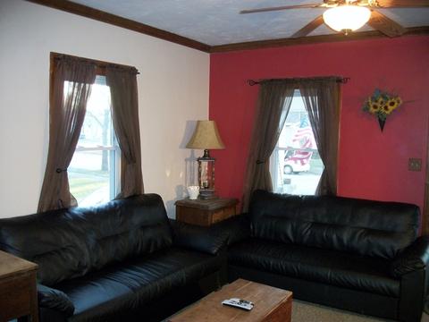 18045 Lorenz Ave, Lansing, IL 60438 photo 3