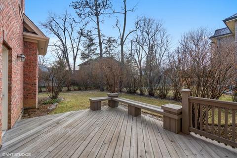 903 Queens Ln, Glenview, IL 60025 photo 23