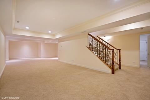 903 Queens Ln, Glenview, IL 60025 photo 21