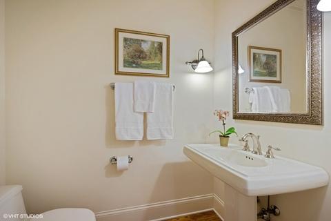 903 Queens Ln, Glenview, IL 60025 photo 22