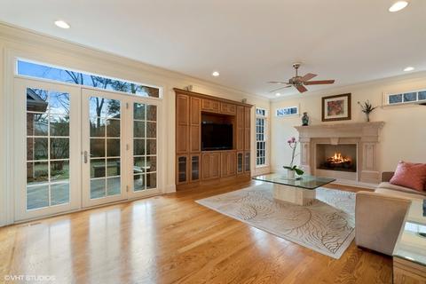 903 Queens Ln, Glenview, IL 60025 photo 5