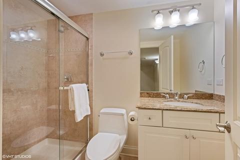 903 Queens Ln, Glenview, IL 60025 photo 20