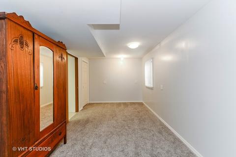 702 Cedar Ln, Genoa, IL 60135 photo 8