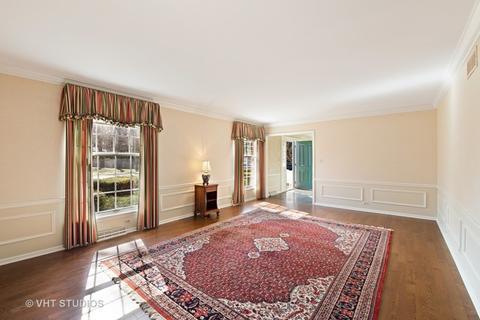 59 Devonshire Dr, Oak Brook, IL 60523 photo 4