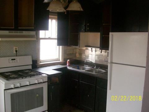 212 E 141st Pl, Dolton, IL 60419 photo 2